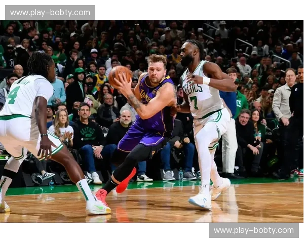 史诗对决，血染长滩：2010湖人与凯尔特人总决赛的恩怨情仇